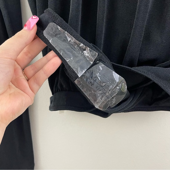 FREE PEOPLE Black Plunging V Neck Faux Wrap Long Sleeve Turnt Bodysuit NEW - Picture 11 of 13